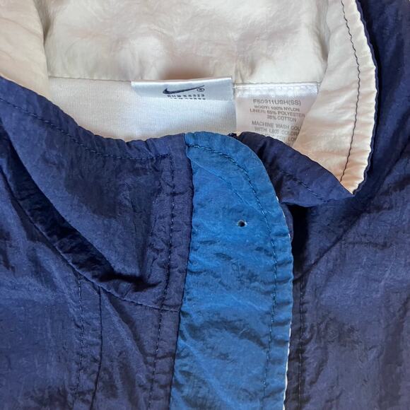 Vintage 1990s Nike White Tag Dark Blue Windbreaker Jacket - Picture 6 of 7